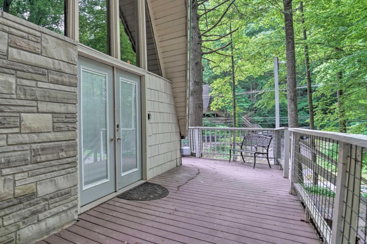 A-Frame Gatlinburg Cabin With Deck And Private Hot Tub Exterior photo